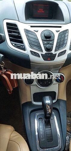 2012 1.6 AT Hatchback - 11000 km giá 195tr có tl