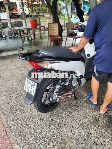 SH 150 trắng sm106 odo 6 vạn máy chưa chạm