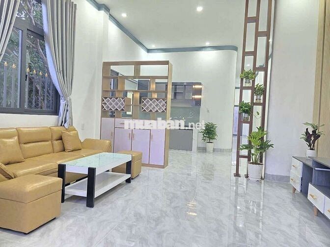 NHÀ MẶT TIỀN LỘ NHỰA VÀNH ĐAI MỚI 100%