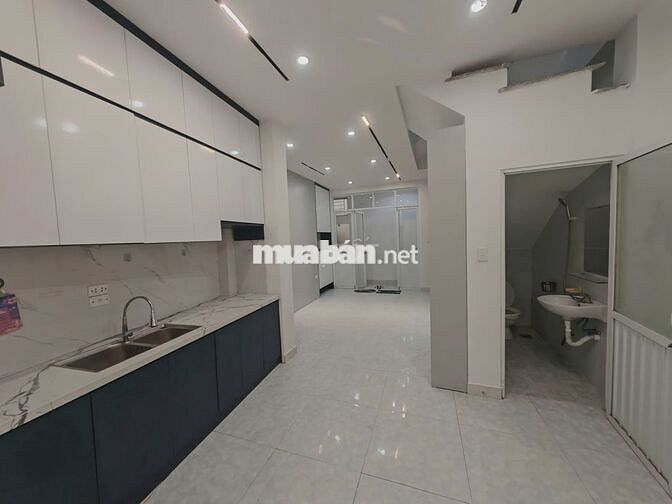 Nhà đẹp Đông Ngạc, Bắc Từ Liêm, 41m2, 30m ra ô tô, 4 tầng, 6.5 tỷ