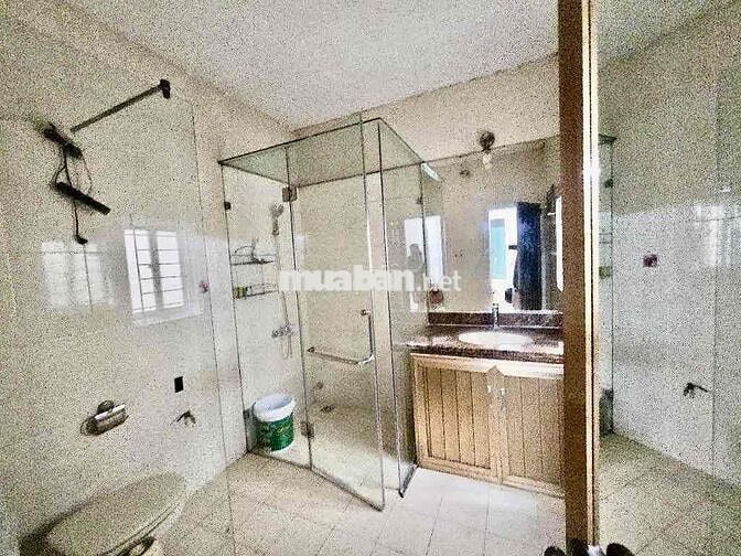 LÕI BA ĐÌNH-LÔ GÓC -VỊ TRÍ VÀNG – SÂN RỘNG – Ô TÔ ĐỖ CHÂN CẦU THANG -