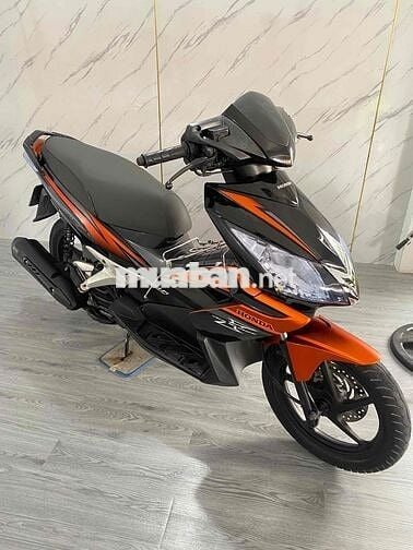 AirBlade 110Fi Nhập Thái cam đen