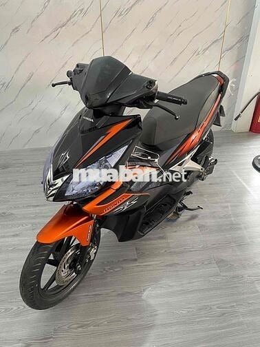AirBlade 110Fi Nhập Thái cam đen