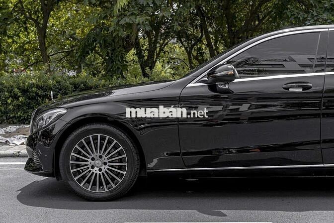 Bán C250 Exclusive - 34000 km trùm mền nguyên zin