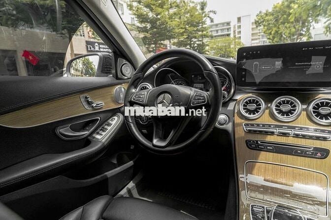 Bán C250 Exclusive - 34000 km trùm mền nguyên zin