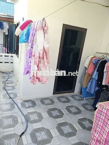 Nhà ở dân xây đầy đủ tiện nghi chỉ cần xách vali vào ở