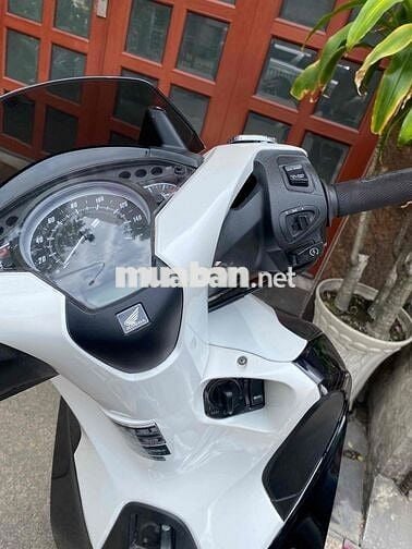 Bán Sh 150 cbs  trắng zin , xe 9 chủ đăng kí 2018