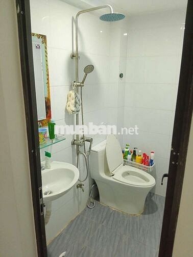 Nhà ở dân xây đầy đủ tiện nghi chỉ cần xách vali vào ở