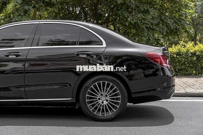 Bán C250 Exclusive - 34000 km trùm mền nguyên zin