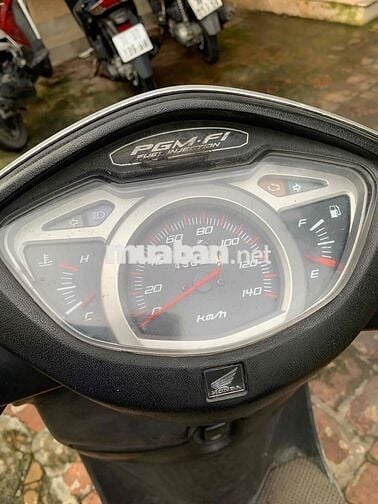 Honda Lead kim phun điện tử