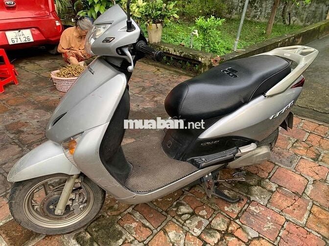 Honda Lead kim phun điện tử