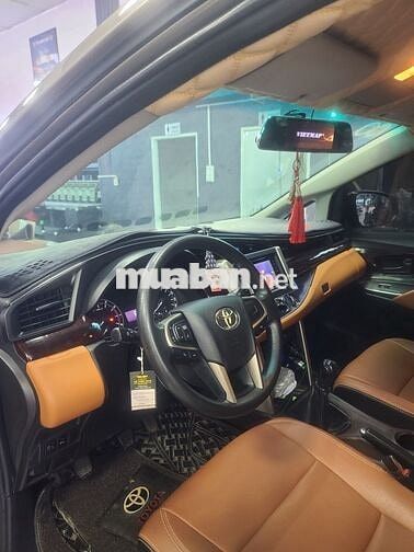 Toyota Innova 2017 2.0E - 140000