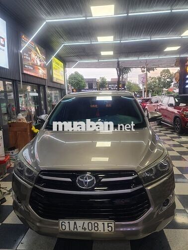 Toyota Innova 2017 2.0E - 140000