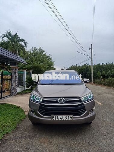 Toyota Innova 2017 2.0E - 140000