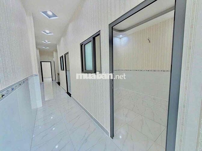 BÁn GẤP NHÀ NGAY NHÃ VIÊN QUÁN P BỬU LONG