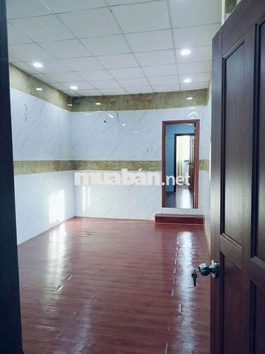 Nhà mặt tiền xe tải an sương 2 lầu sân thượng