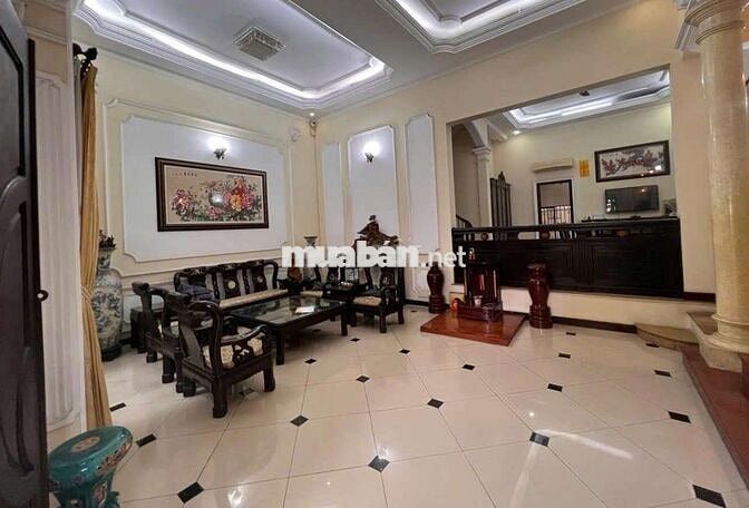 Cho thuê biệt thự góc 2 mặt tiền Nguyễn gia trí, dt. 9x22m 1t 3 lầu st