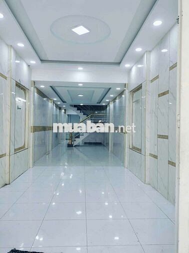 Nhà mặt tiền xe tải an sương 2 lầu sân thượng