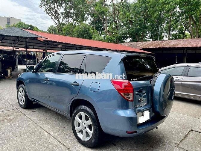 Toyota RAV4 2008 2.4 AT - 10 km