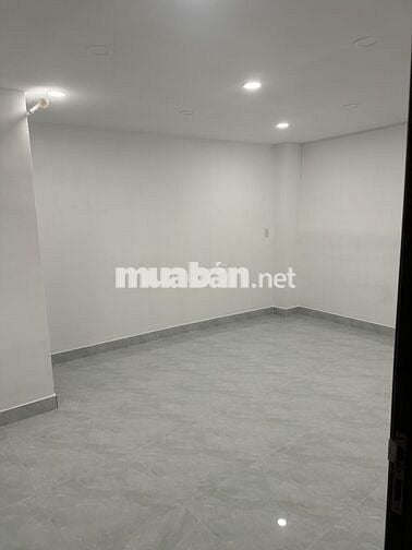 Nhà 1 lầu mới xây cao cấp, 4m x 14m, 3PN (máy lạnh), 3WC, hẻm Hậu Giag