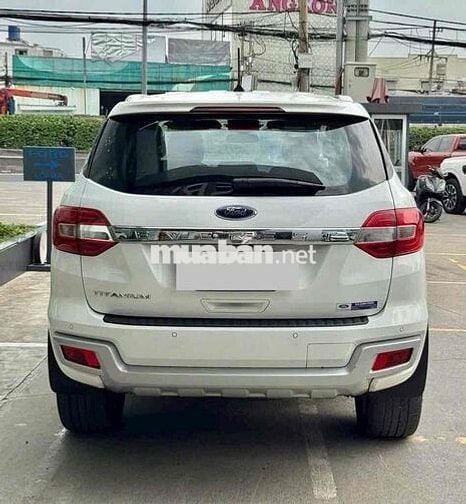 CẦN BÁN EVEREST TITANIUM 1 CẦU 2.0L TURBO