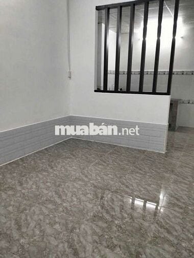 Nhà Huỳnh Tấn Phát Quận 7 cọc có 5trieu nhà rộng cổng rào mái Thái