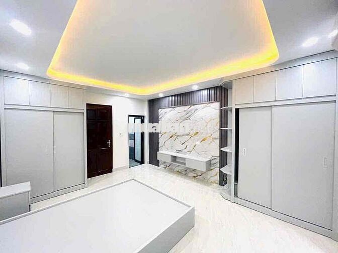 BÁN NHÀ BÀ TRIỆU-HÀ ĐÔNG: 47.5m 5 tầng full nội thất, mặt tiền rộng
