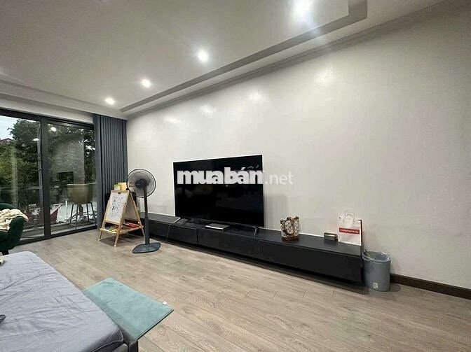 🔥BÁN NHÀ PHÂN LÔ GIANG BIÊN - LONG BIÊN 72 M2 - MT 5 M × 6T THANG MÁY