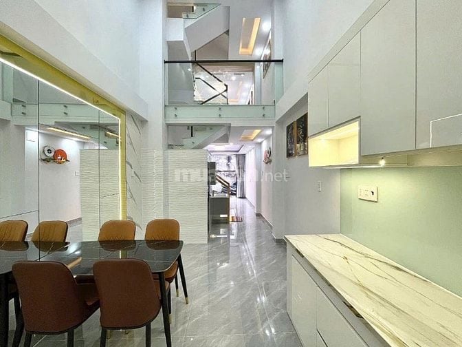 Căn 36.9m2 hẻm 5m Nguyễn Thiện Thuật, Q3 thông ra Nguyễn Đình Chiểu.