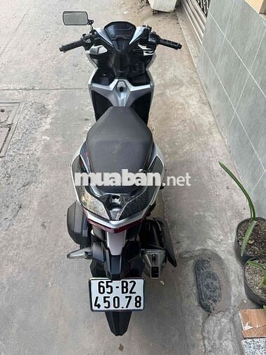 150 2019 xe đẹp máy êm ru xe đúng chủ hs có sẳn