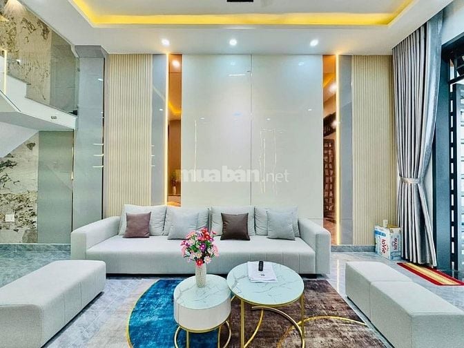 Nhà 3 Lầu DT:4x17m tuyệt đẹp Cao cấp hẻm xe hơi 5m Bùi Quang Là, P12.