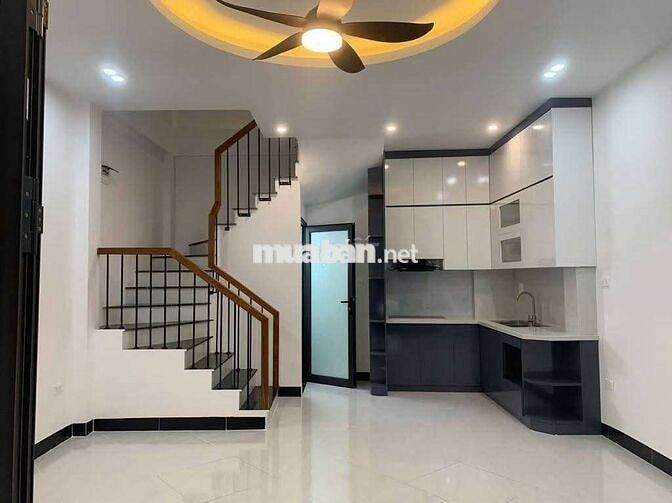 Chính chủ gửi bán nhà Bát Khối - gần chợ - ngõ nông - khu dân sầm uất
