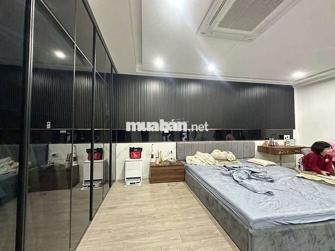 🔥BÁN NHÀ PHÂN LÔ GIANG BIÊN - LONG BIÊN 72 M2 - MT 5 M × 6T THANG MÁY