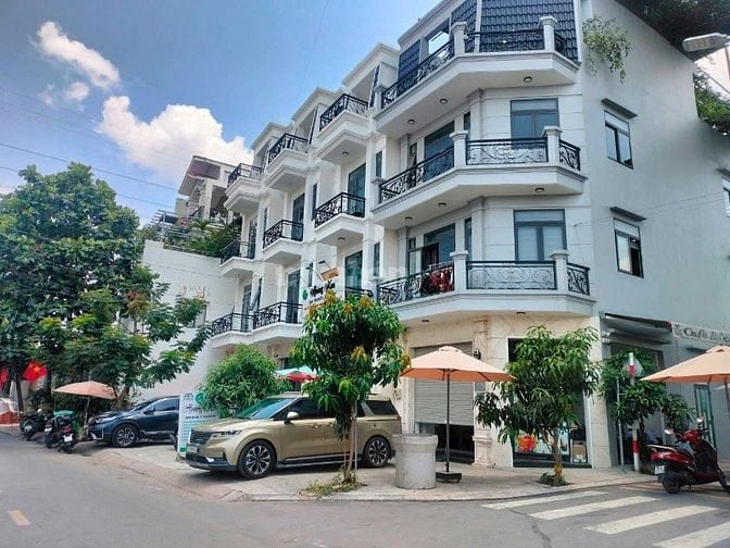 Bán nhà mặt phố gần Tỉnh Lộ 10, 