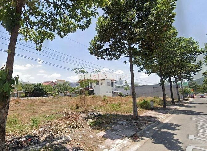 Bán đất mặt tiền đường Nguyễn Thị Định khu dân cư Vạn Hạnh – Phú Mỹ
