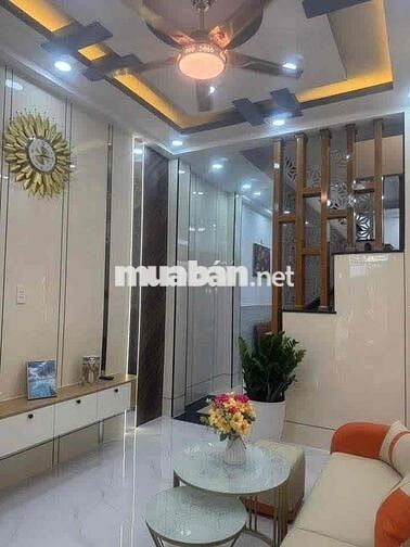 Bán nhà 2 tầng, Gò Vấp, gần ngay mặt tiền Quang Trung, 3 x 10, 3.x tỷ