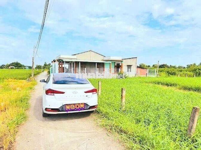 219m2 đất thổ cư góc 2 mặt tiền 10x 21m chỉ 560tr