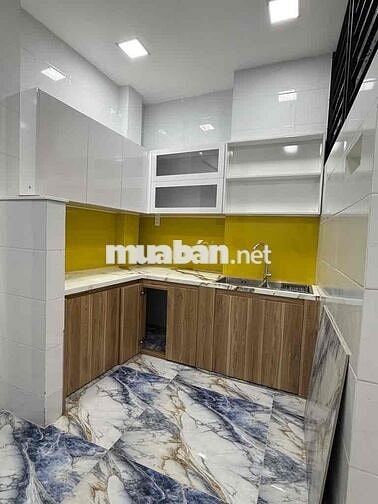 Nhà Trung Tâm - Quận 8 - sát quận 1 - 50m2 - 3 tầng - 4 phòng -hơn 5ty