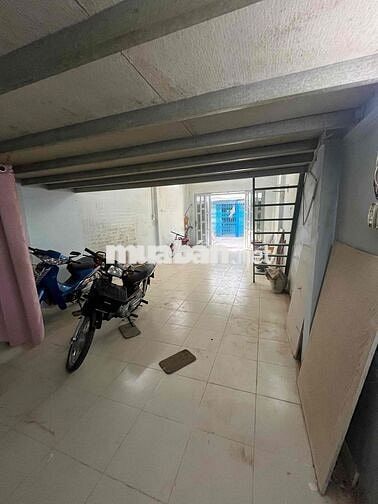 Cần cho thuê nhà P14 Q6. diện tích 4x10. có 1 gác 20m2