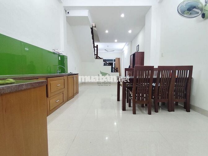 CHO THUÊ NHÀ NGUYÊN CĂN 1 TRỆT 2 LẦU Ở HÀ QUANG 2 GIÁ 15 TRIỆU