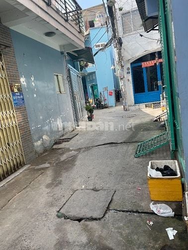 NHÀ ,MT ,hẻm –dt -5.5x 6.5 đúc trệt lầu 2pn ,2wc , Nội thất kiên cố