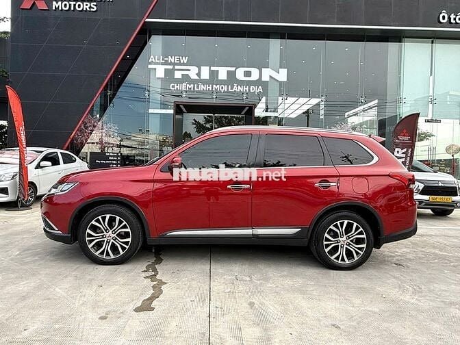 OUTLANDER PREMIUM 2019 VỪA CẬP BẾN - XE LƯỚT