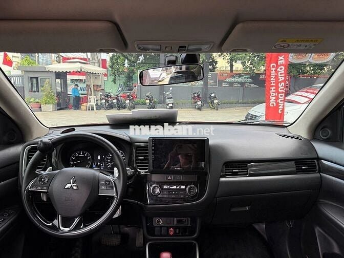 OUTLANDER PREMIUM 2019 VỪA CẬP BẾN - XE LƯỚT