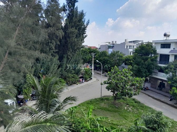 NHÀ 3 MẶT TIỀN SIÊU ĐẸP – VIEW CÔNG VIÊN, KẾ BÊN GLOBAL CITY