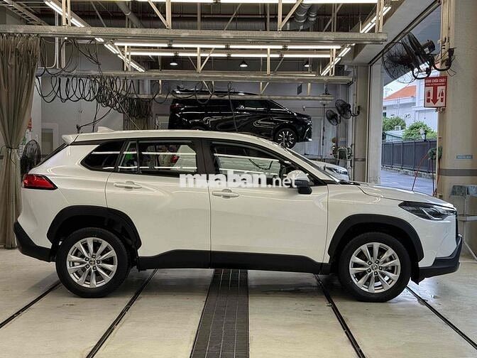 Toyota Corolla Cross 2021 1.8G - 5 Chỗ Gầm Cao