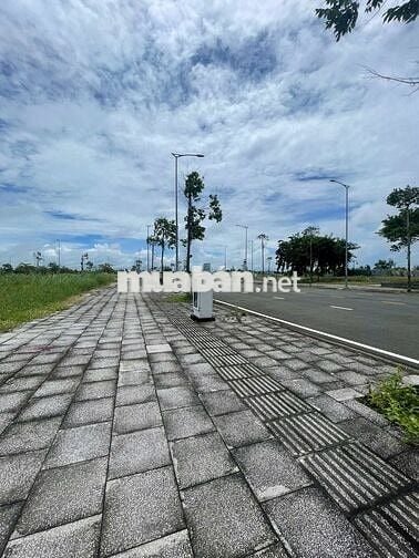 Đất ngộp thật, giá rẻ thật! Sổ đỏ trao tay, chỉ từ 7.5 - 8 triệu/m².