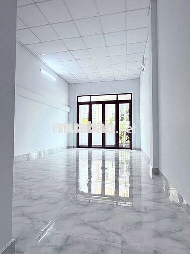 Nhà hẻm xe tải thông, gần chợ Bà Chiểu giáp q1 thuận tiện kinh doanh.