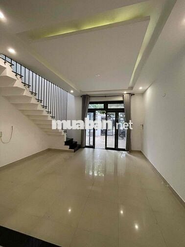 CHO THUÊ NHÀ 2 TẦNG GẦN ĐƯỜNG VĂN TIẾN DŨNG - GẦN CHỢ HOÀ XUÂN, CẨM LỆ