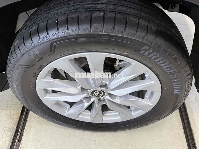 Toyota Corolla Cross 2021 1.8G - 5 Chỗ Gầm Cao