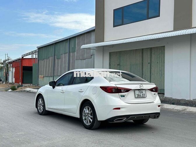 Mazda 3 2019 1.5L Luxury - 72000 km